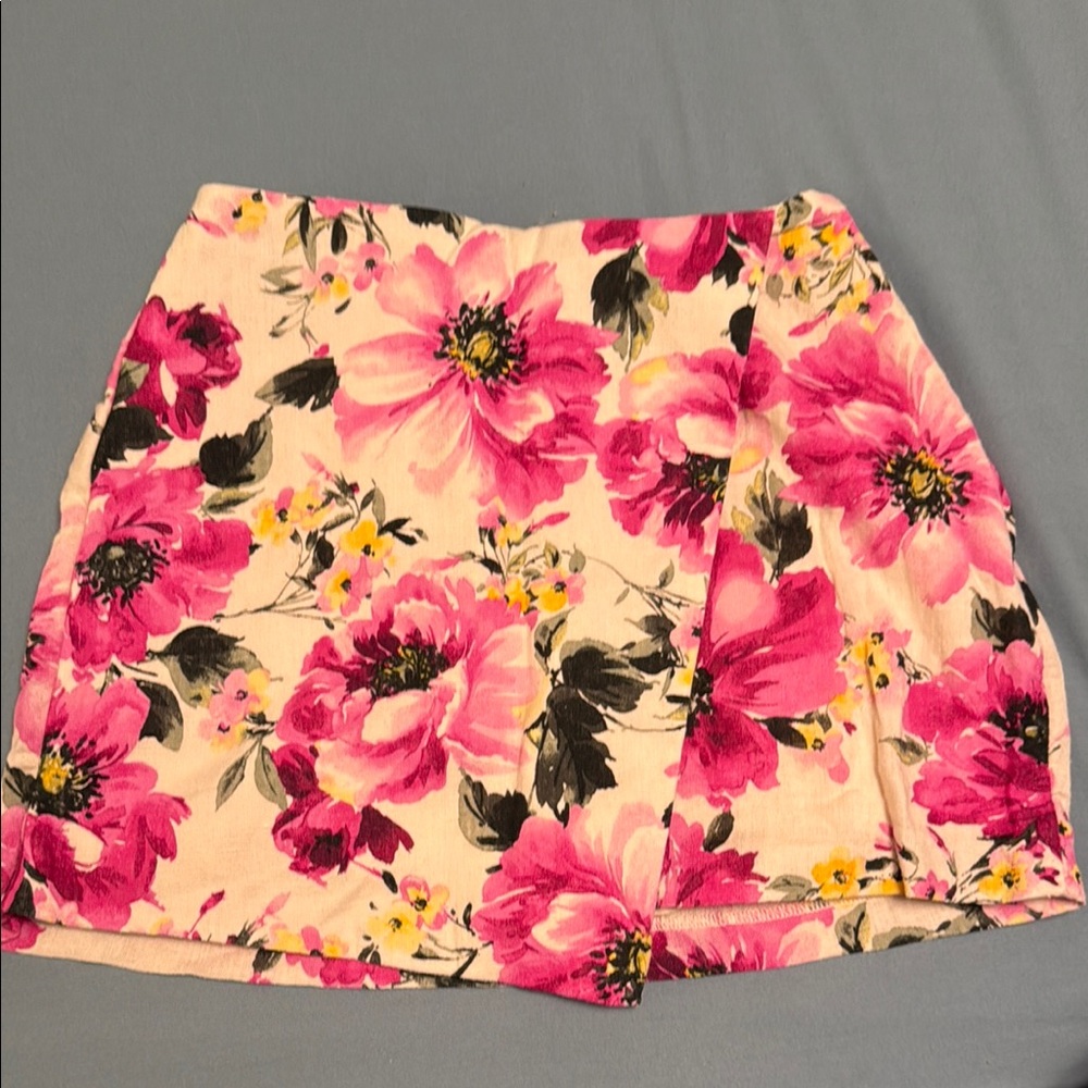 Abercrombie & Fitch Floral Pink Skirt